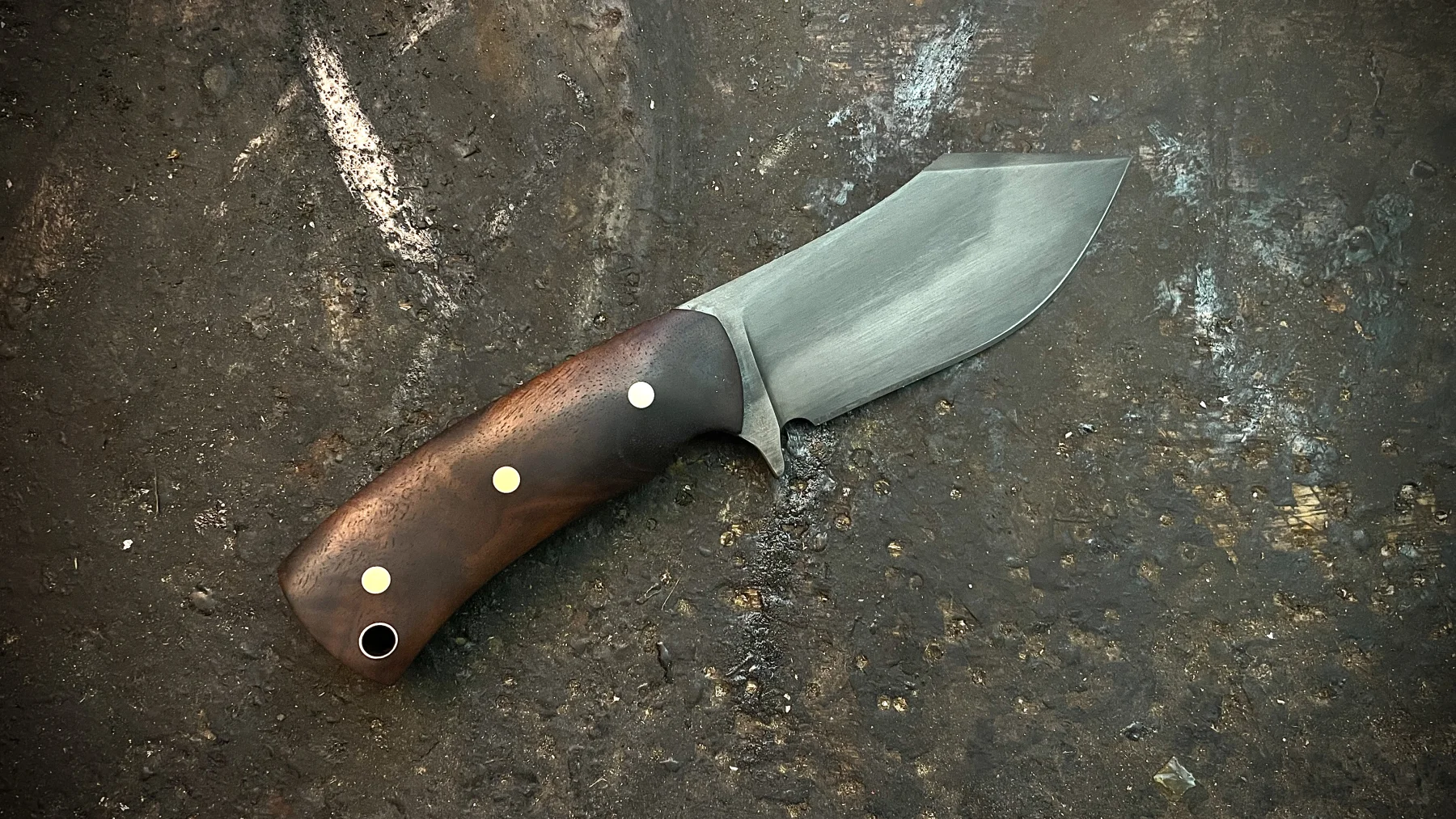 Honey Badger handmade knife model by Dark Blades