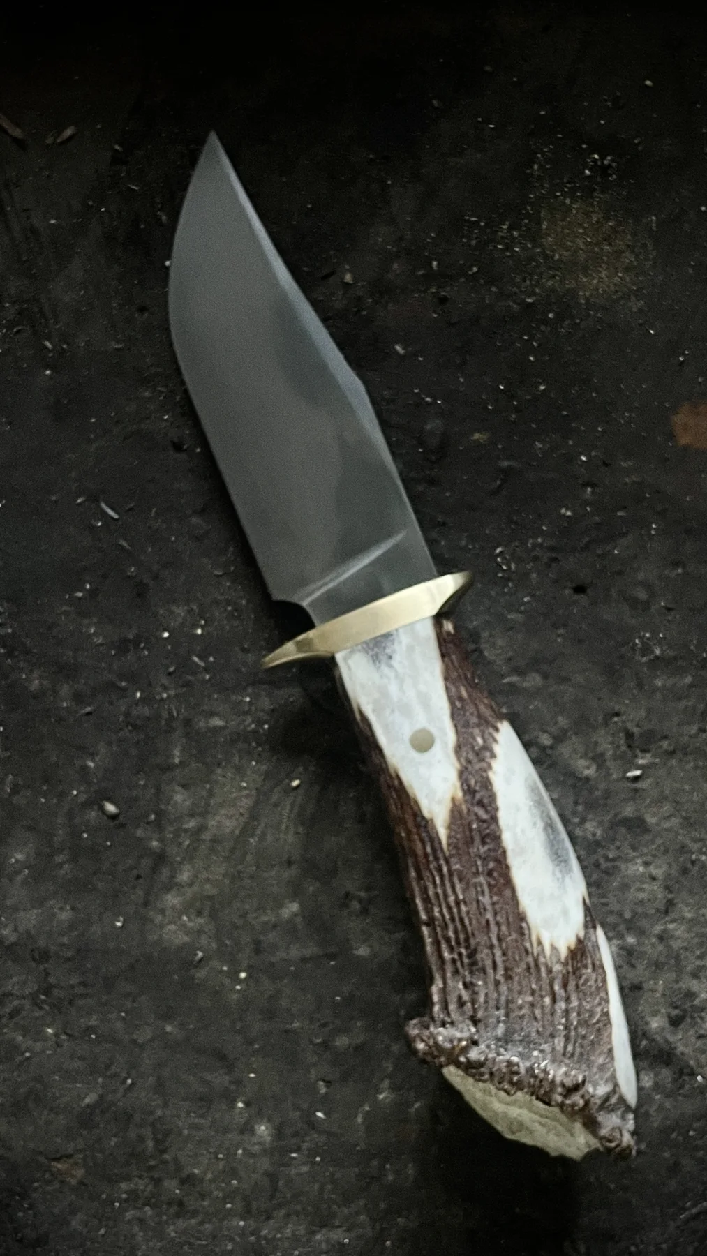 Crown Bowie handmade knife second view