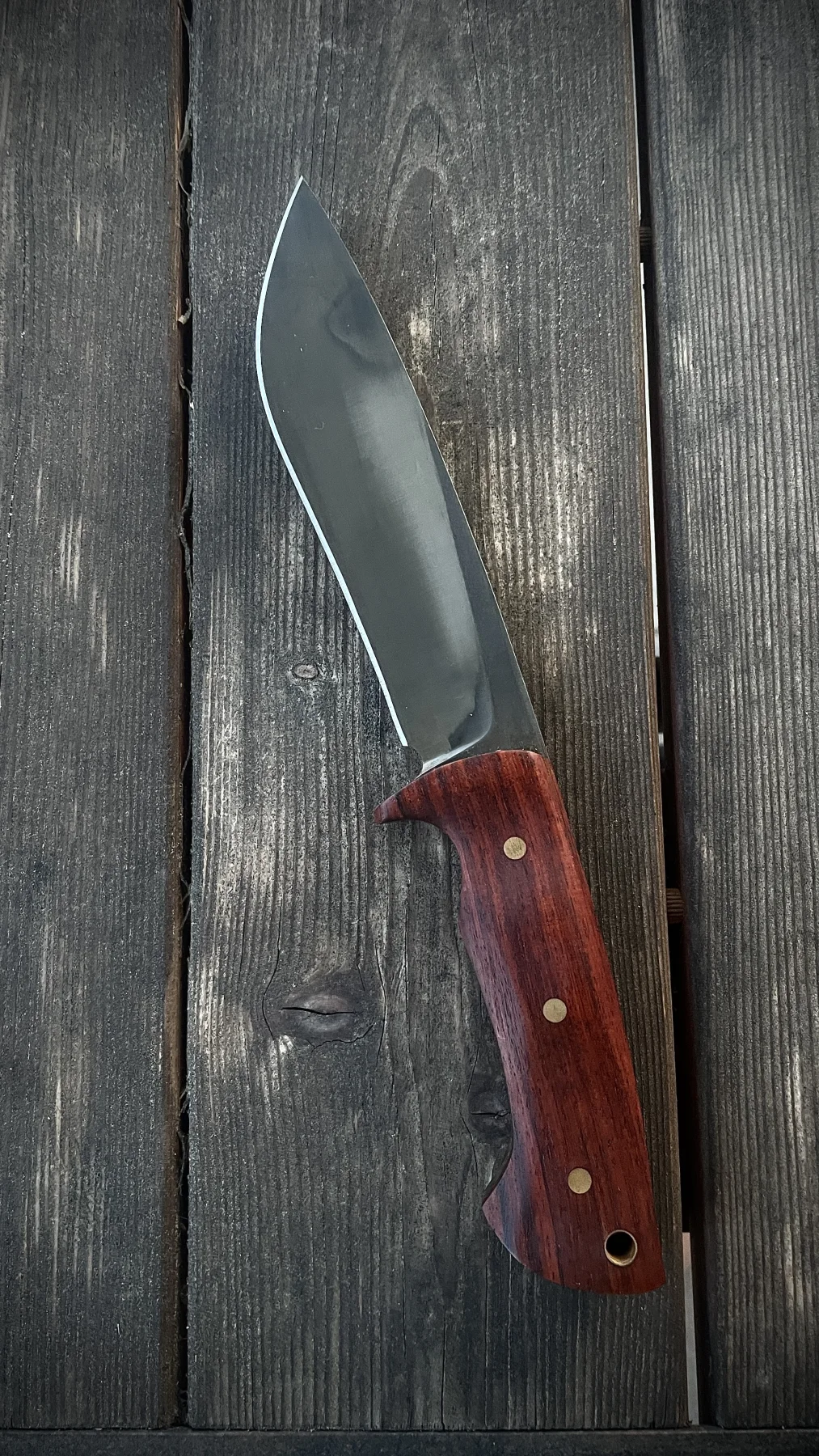 Padauk Direwolf handmade knife second view
